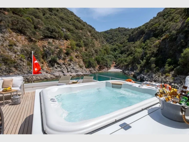 MY Panfeliss luxury charter yacht outdoor upper deck jacuzzi