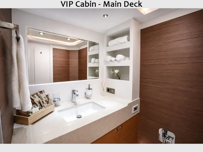 MY Panfeliss luxury charter yacht interior main deck VIP cabin bathroom