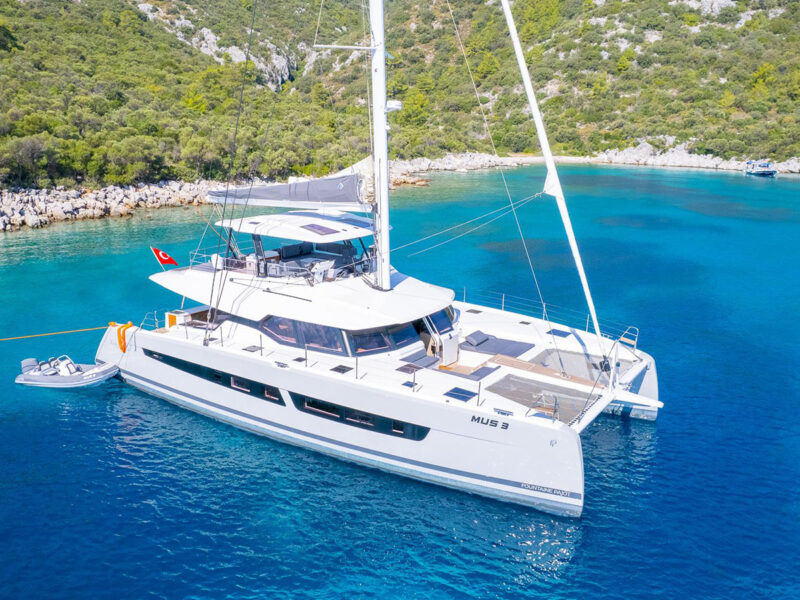 Mus Alegria 67 catamaran charter