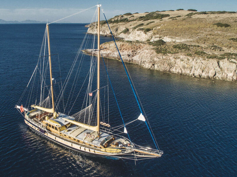 Gulet Fortuna yacht charter