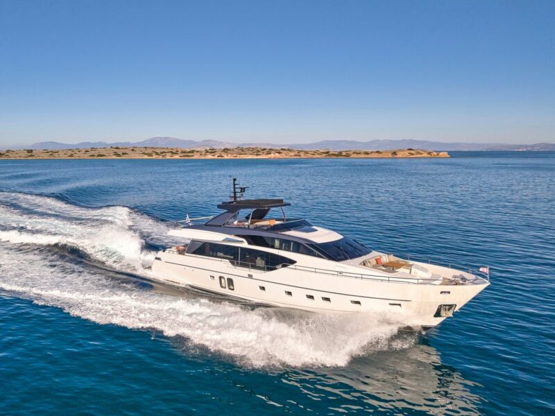 Sanlorenzo SL86 Akasti yacht athens