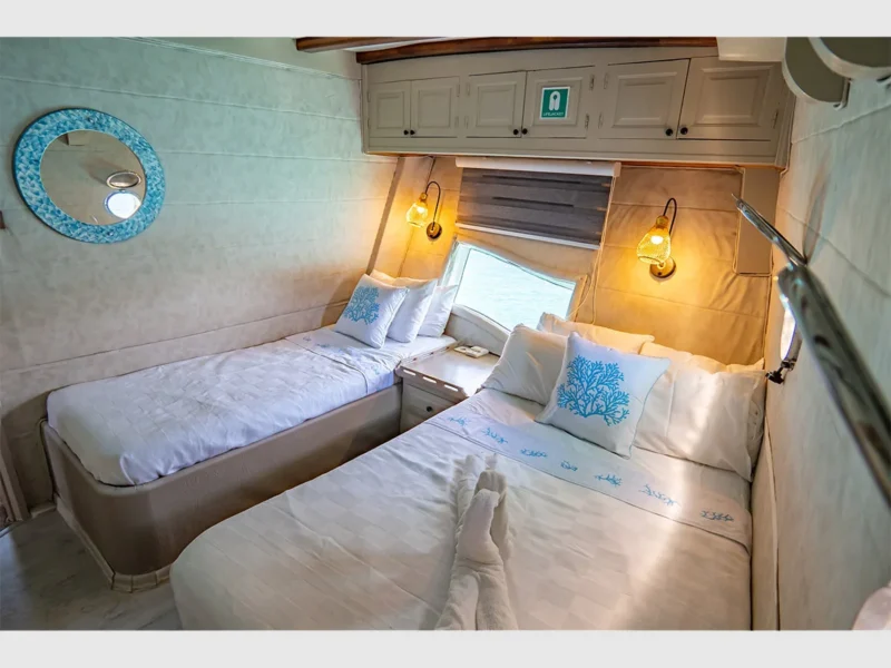 Ametist A gulet interior aft port double cabin