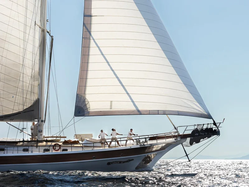 Caner 4 gulet crew setting sails