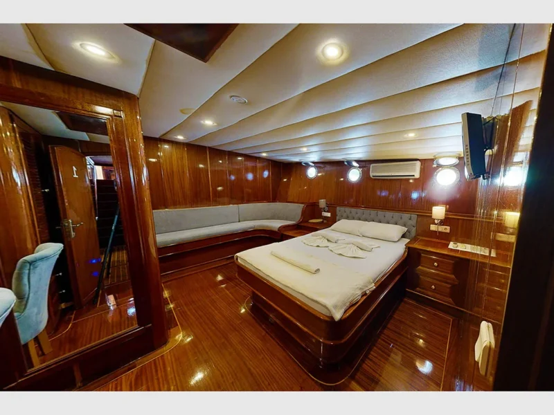 Diamond Lila gulet interior forward master cabin