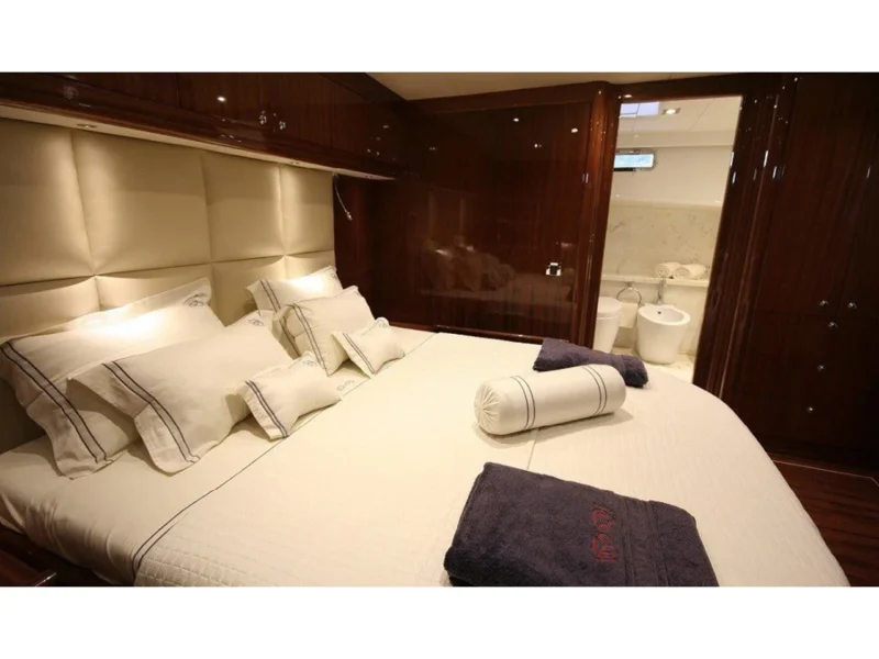 Didi gulet interior fore master cabin