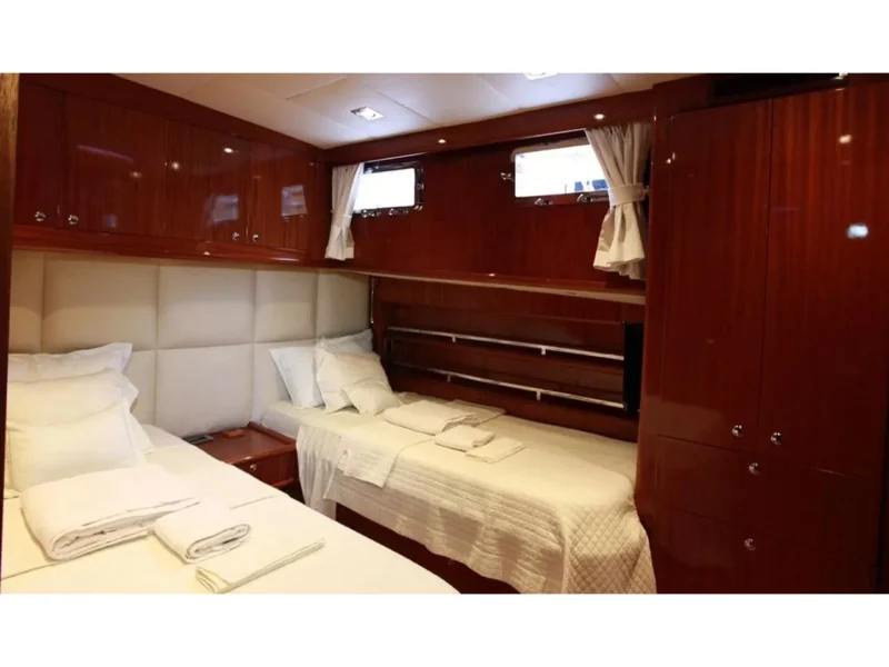 Didi gulet interior twin cabin
