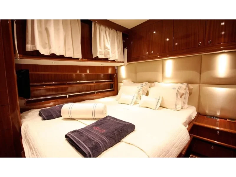 Didi gulet interior double cabin bathroom