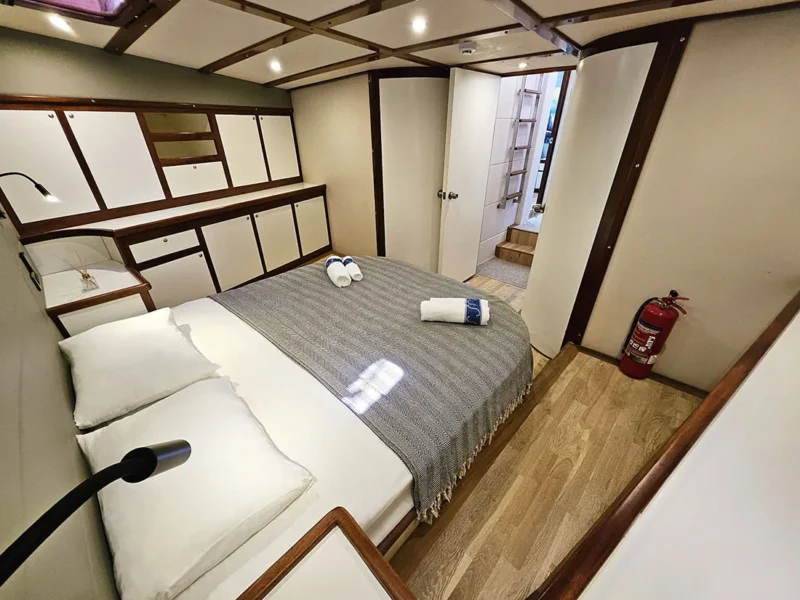 Gulet Arni VIP cabin interior design