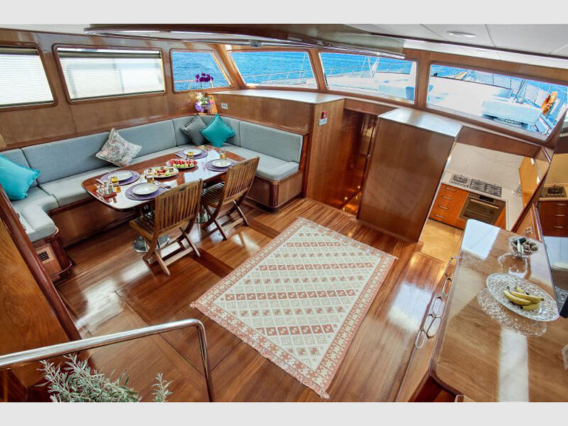 Maya charter gulet interior saloon