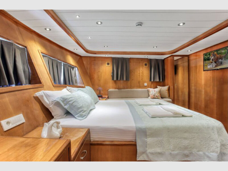 Maya charter gulet interior aft master cabin