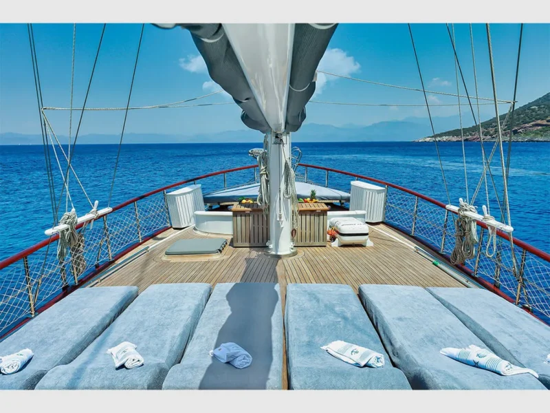 Mehmet Ayaz gulet outdoor forward deck sunbeds