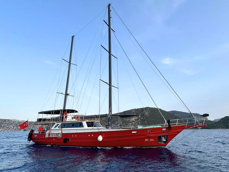 Mio Vento gulet yacht charter
