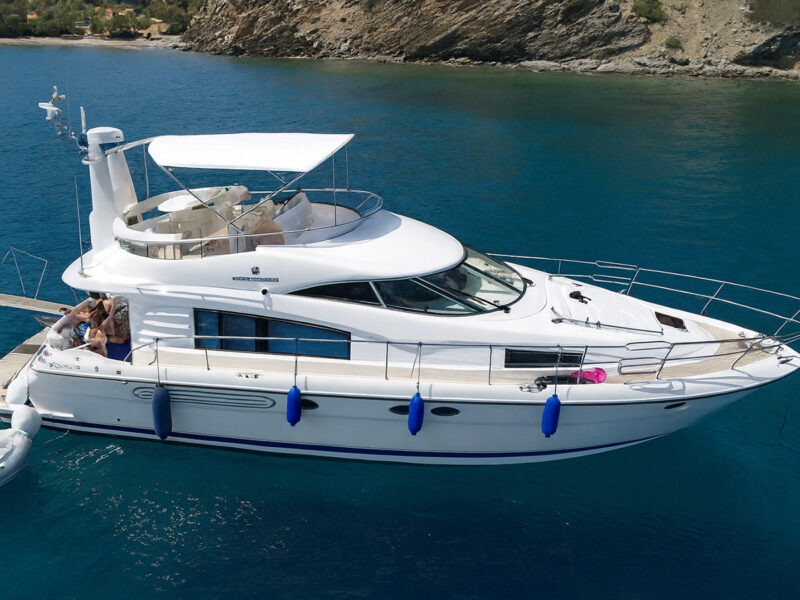 Fairline 52 Bliss Mykonos yacht charter