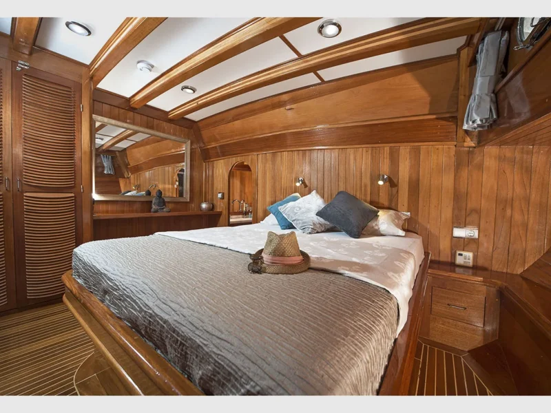 Parss gulet interior forward master cabin wide angle