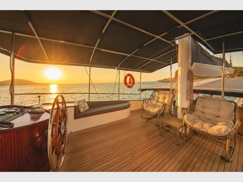 Perla Del Mar 1 gulet outdoor upper deck