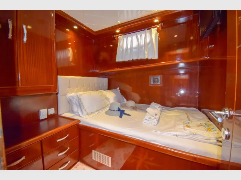 Perla Del Mar 1 gulet interior double cabin 2