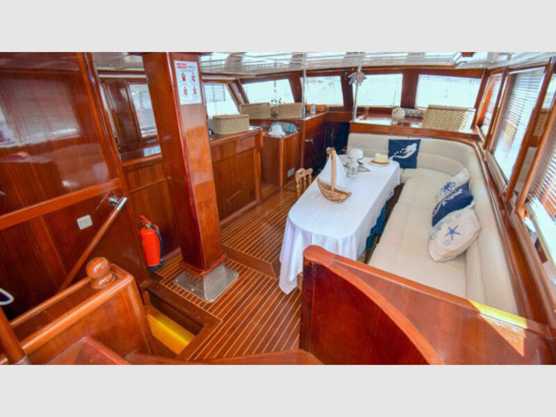 Perla Del Mar-1 charter gulet yacht interior saloon wide angle