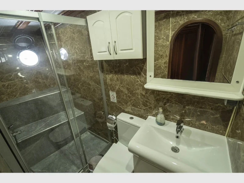 Prenses Lila gulet charter yacht interior double cabin 2 bathroom