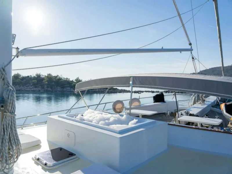 S Nur Taylan gulet outdoor fore deck jacuzzi
