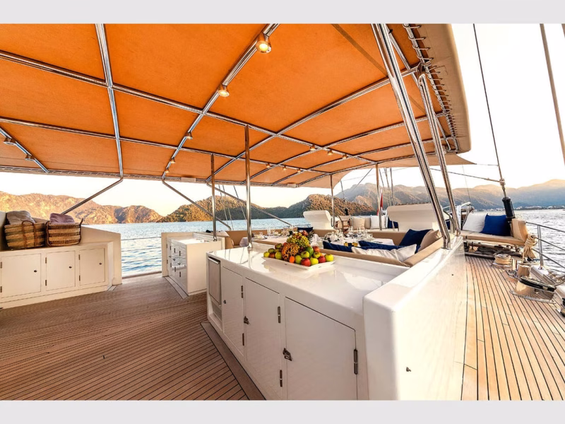 Ubi Bene Gulet Yacht outdoor aft deck