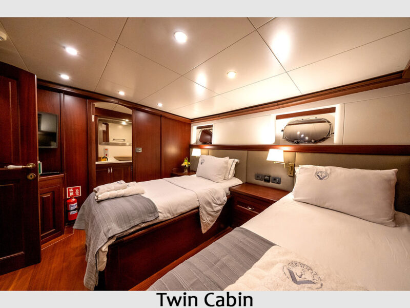 Virtuoso gulet interior twin cabin