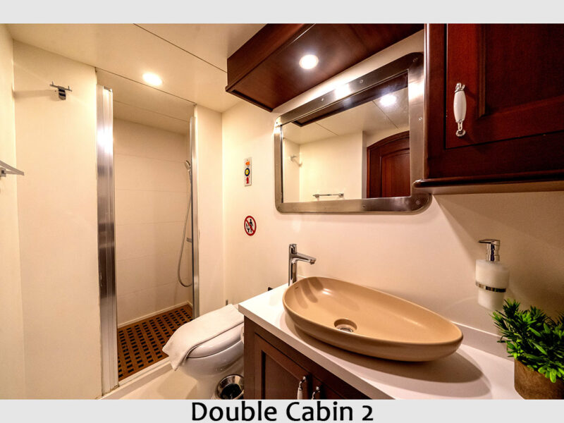 Virtuoso gulet interior double cabin 2 bathroom