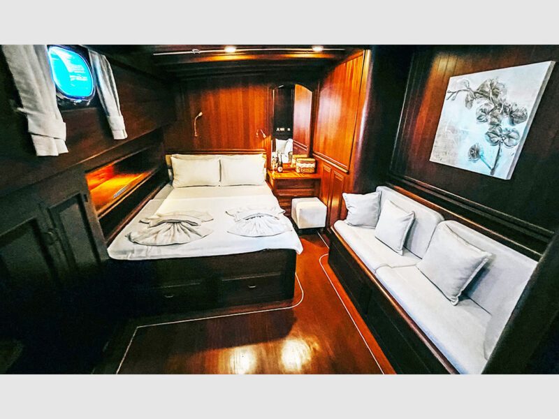 Wicked Felina gulet interior double cabin