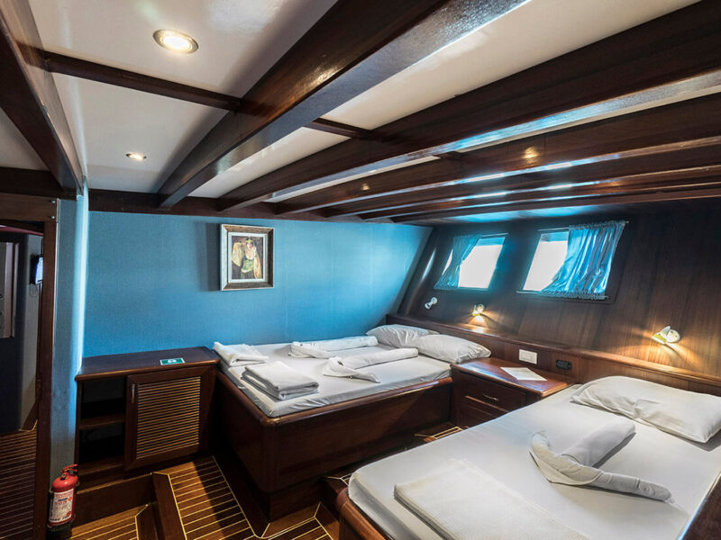 Love Boat Gulet Interior Triple Cabin
