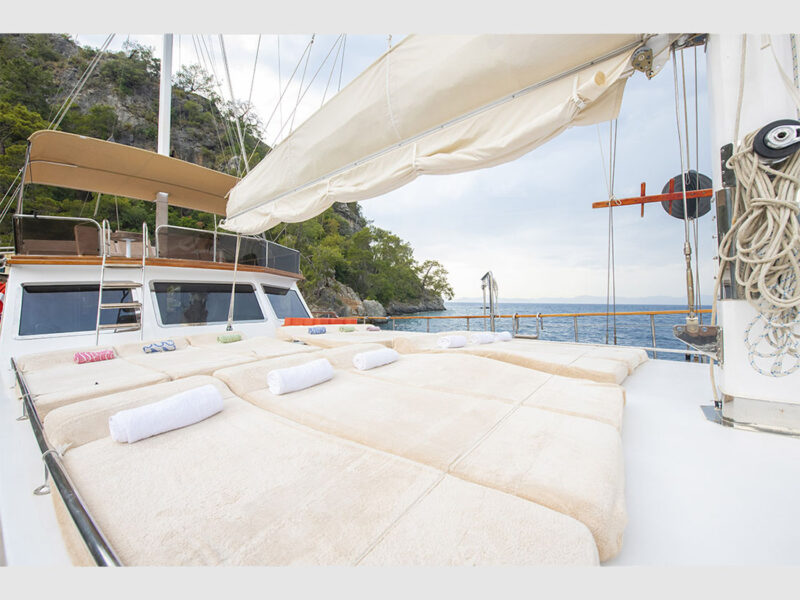 Afilli Gulet outdoor fore deck sunbeds