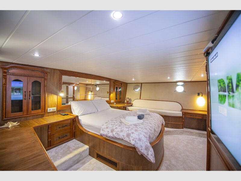 Gulet Afilli Interior Master Cabin