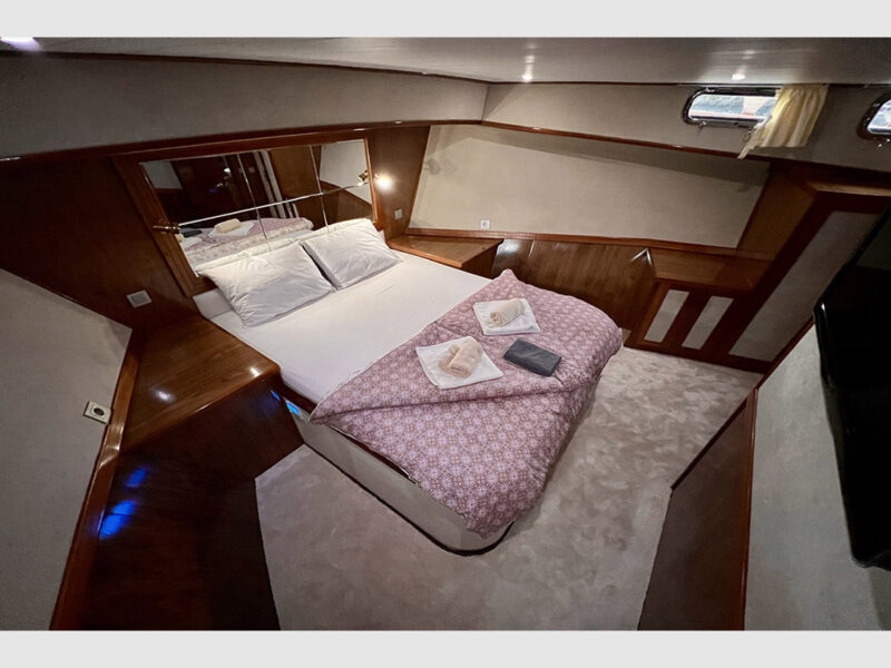Gulet Afilli Interior VIP Cabin
