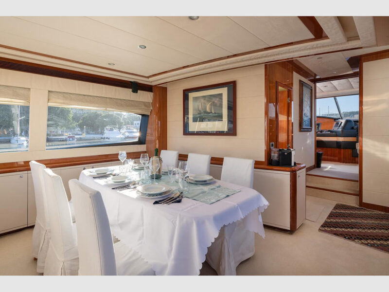 Lady Natasa Ferretti 830 interior saloon dining area