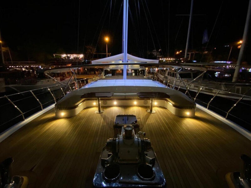 Emine Gulet outdoor fore deck illumination in the evening