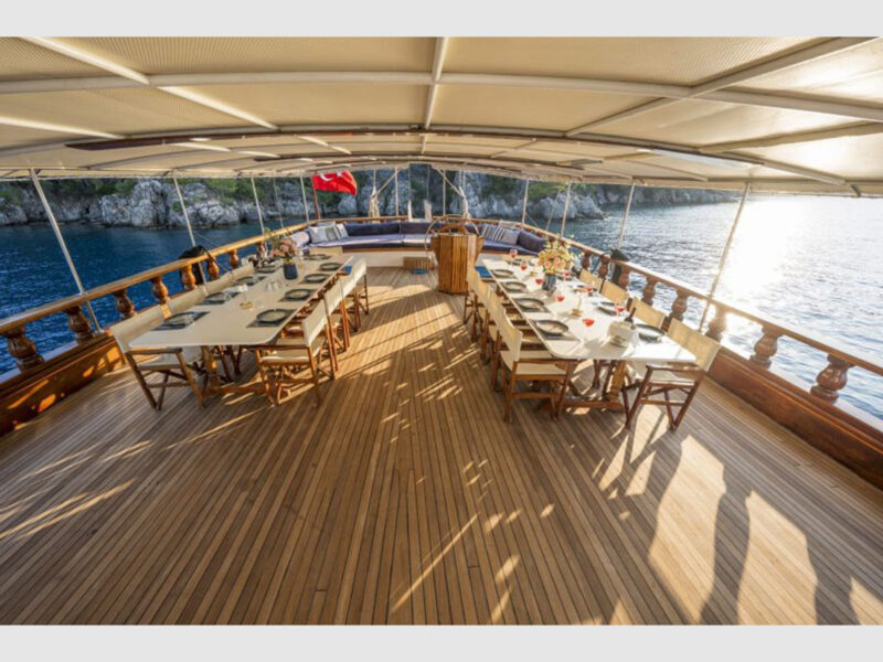 Holiday 10 charter gulet outdoor aft deck dining tables