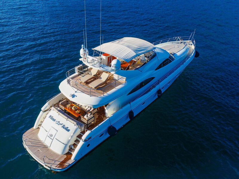 Viva Lola luxury yacht charter Kemer Antalya