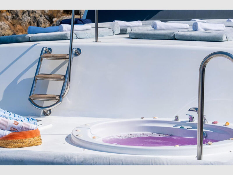 Esma Sultan gulet fore deck jacuzzi