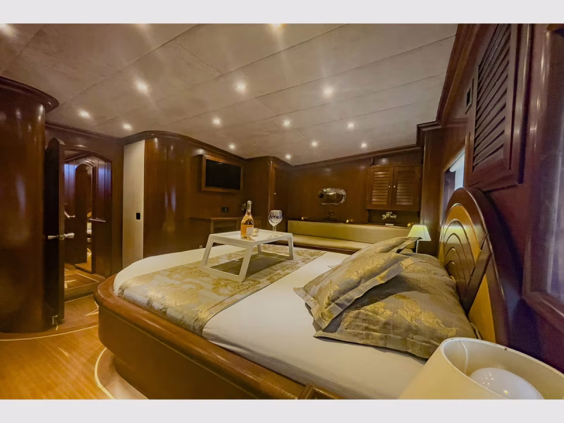Diva Deniz gulet interior aft master cabin wide angle