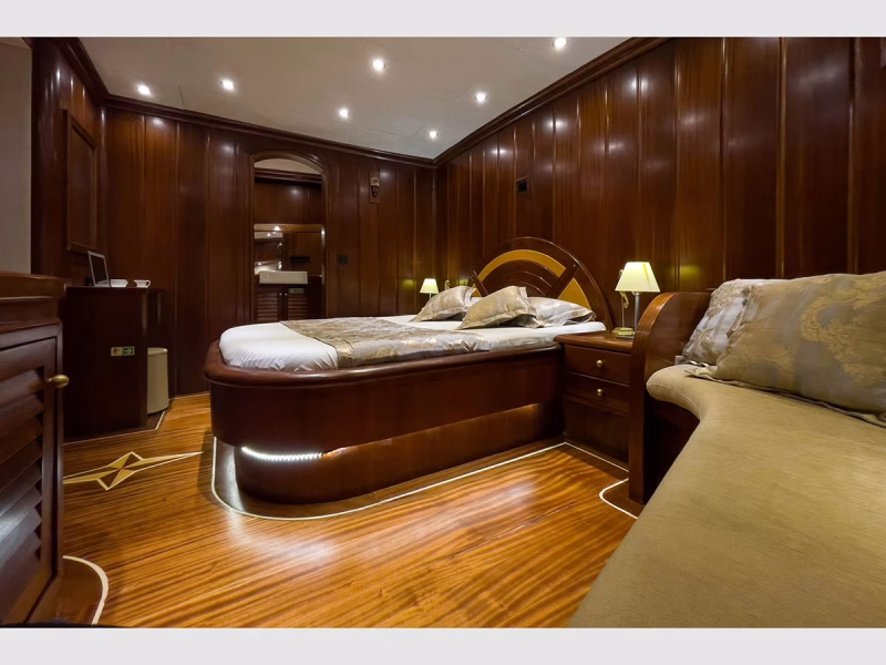 Diva Deniz gulet interior fore master cabin wide angle