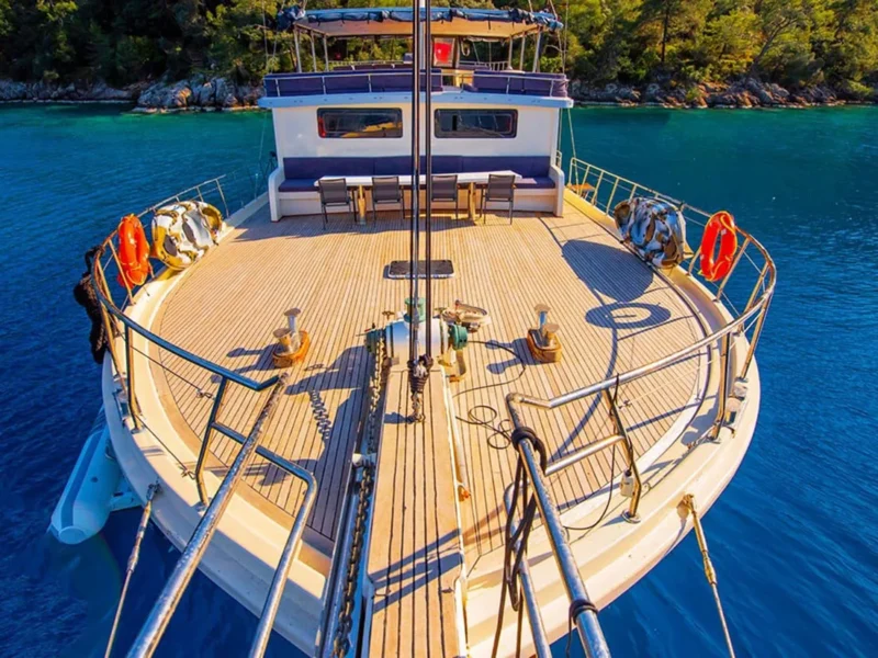 Buse by FRZ gulet outdoor fore deck