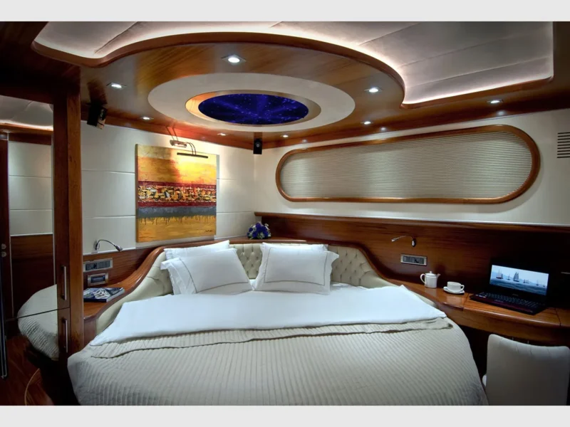 Dolce Mare gulet charter yacht interior double cabin
