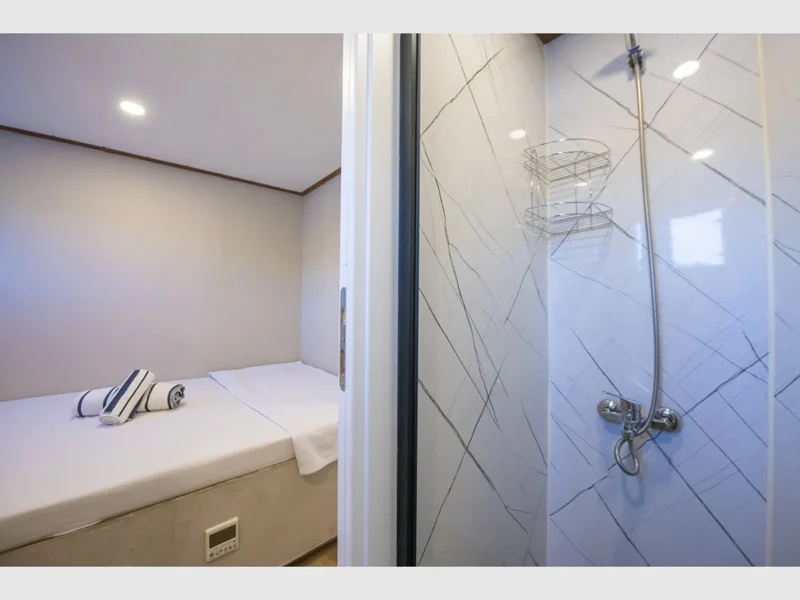 Flores gulet charter yacht interior double cabin bathroom