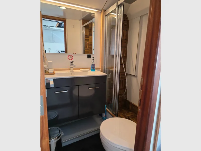 Gocek boat trip hourly rent speedboat BB, interior bathroom