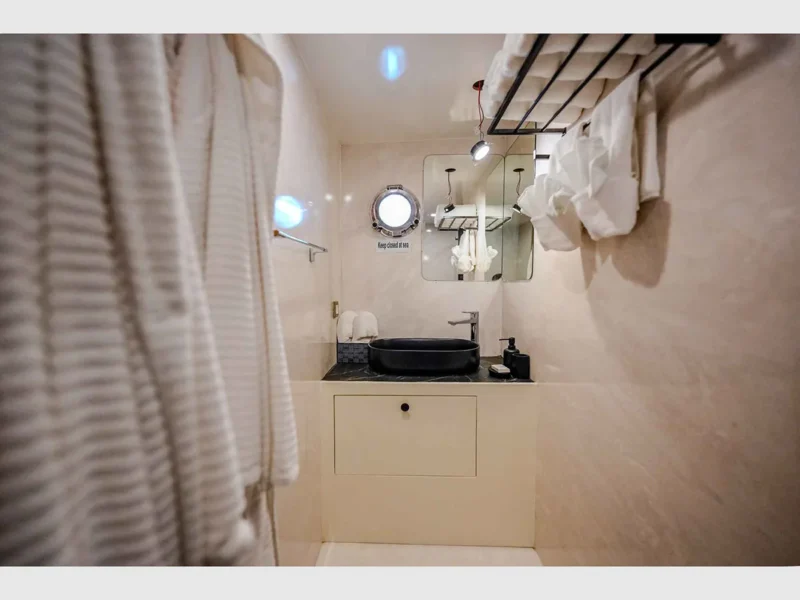 King of The Sea gulet luxury charter yacht interior double cabin 3 bathroom