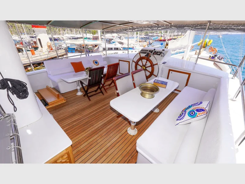 Perla Del Mar gulet outdoor upper deck