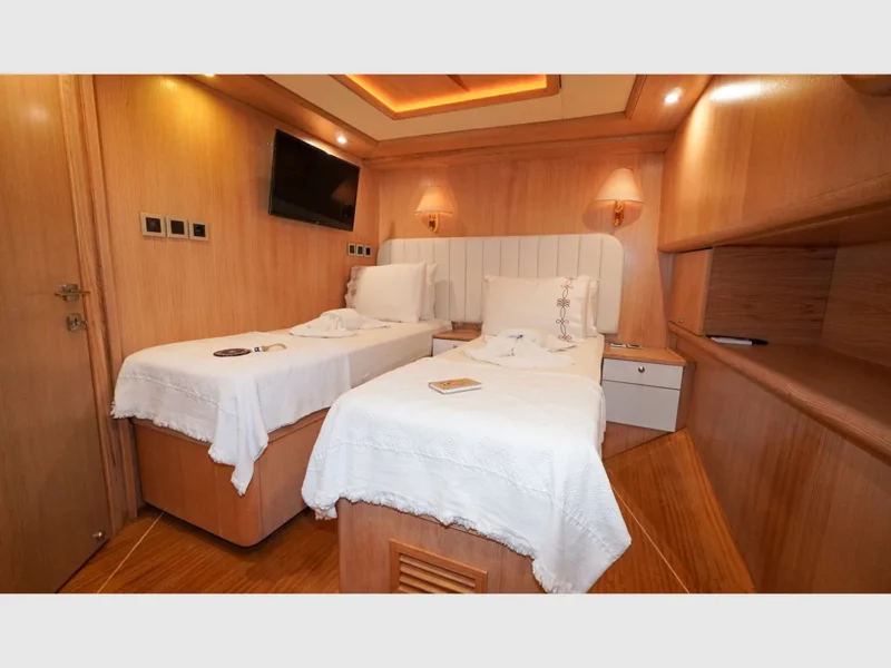 Perla Del Mar gulet interior twin cabin 3