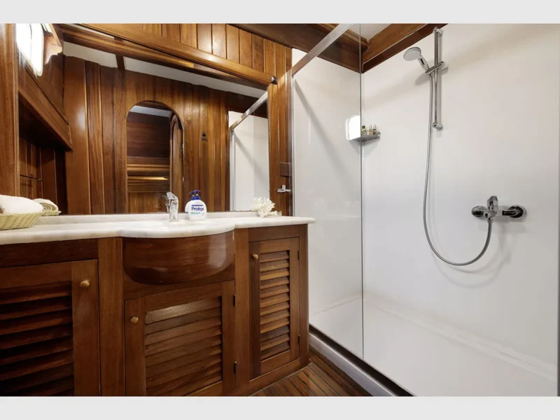 Sunworld 8 gulet charter yacht Bodrum, interior triple cabin 1 bathroom