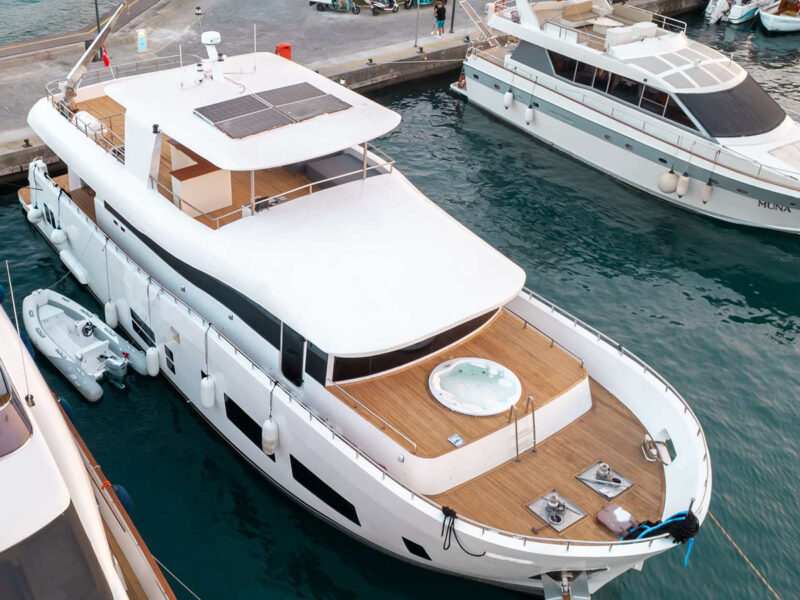 almila yat marmaris