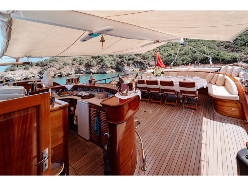 Lycian Queen Gulet dış mekan kıç (arka) güverte