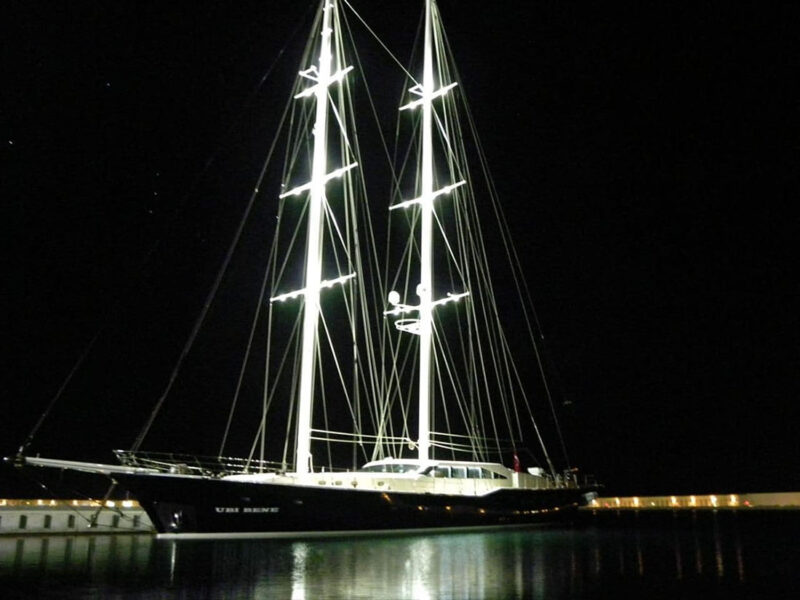 Ubi Bene gece marinada