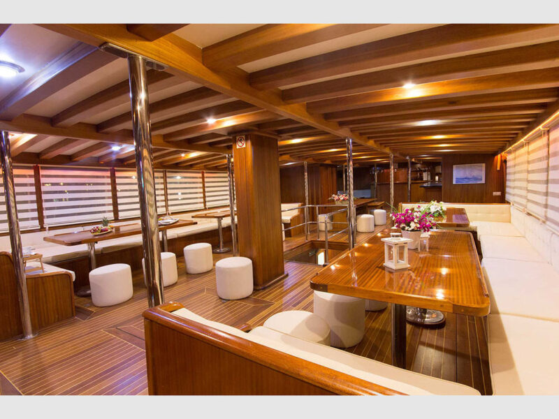 Boreas Gulet İç Mekan Salon